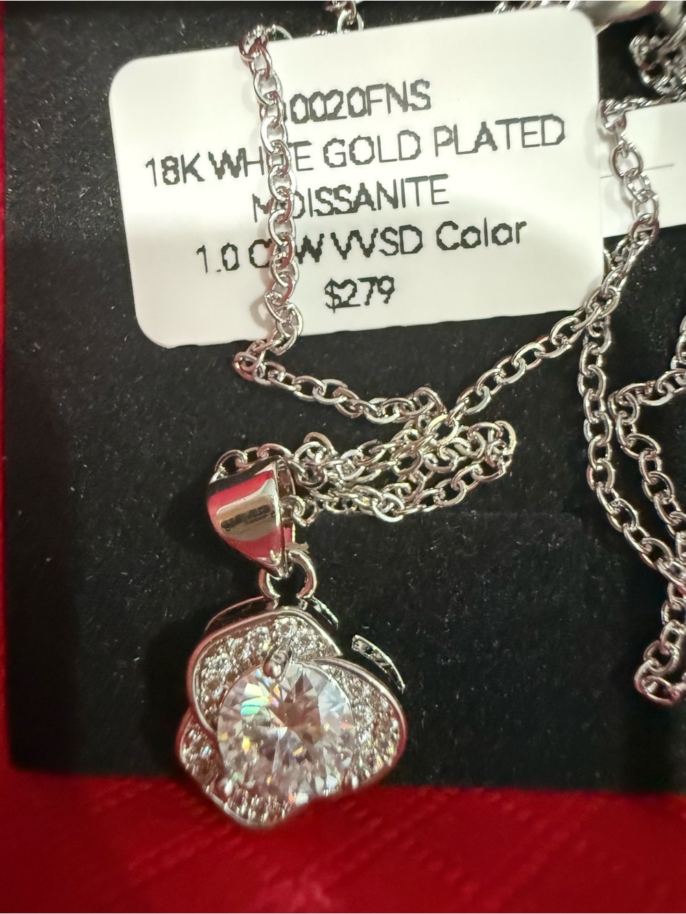 Classic White Gold-Plated Cubic Zirconia Flower Pendant Necklace